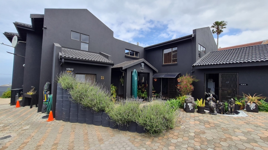 10 Bedroom Property for Sale in Dana Bay Western Cape